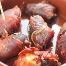 Prosciutto wrapped dates (with goats cheese)