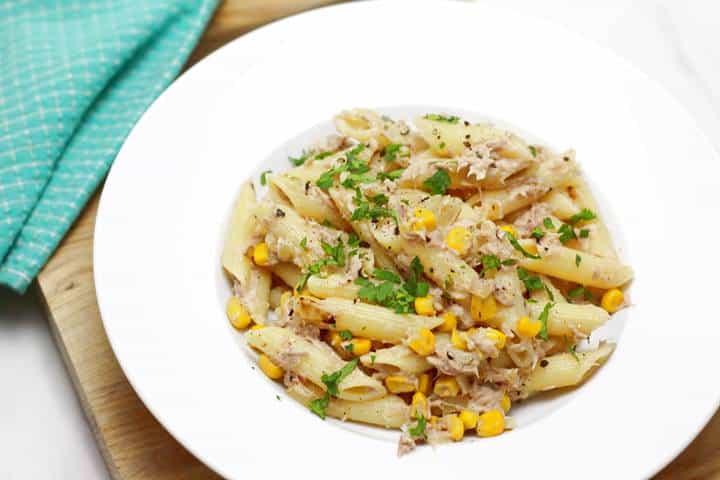 Quick and Easy Tuna Pasta ready in < 15 minutes and super tasty