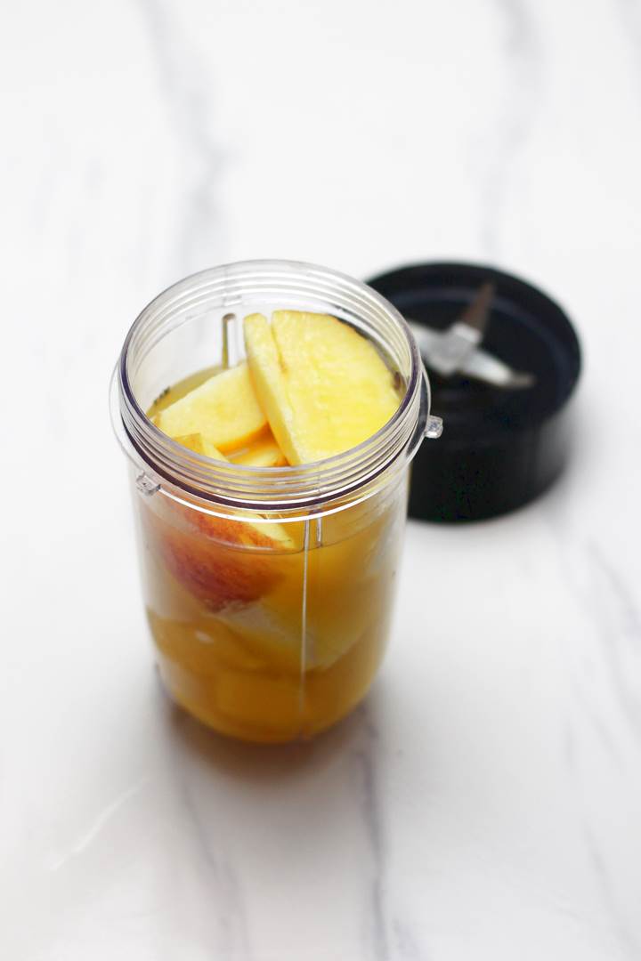 mango apple banana smoothie