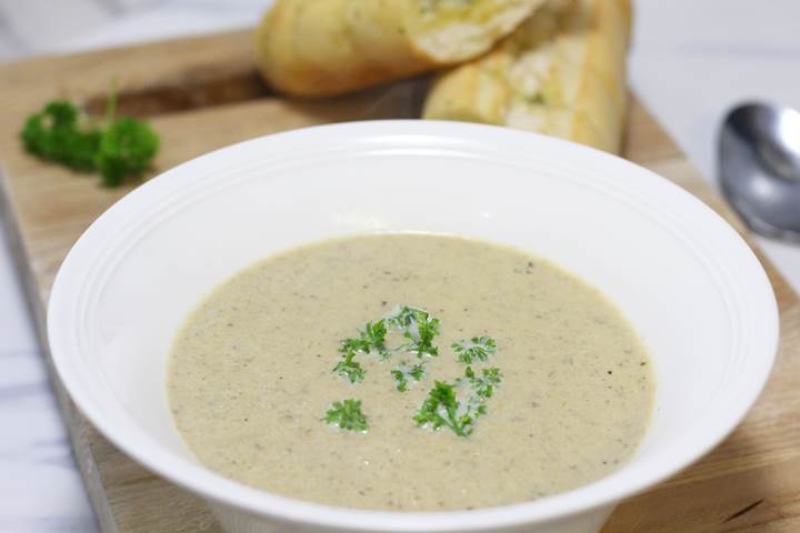 chicken and mushroom soup