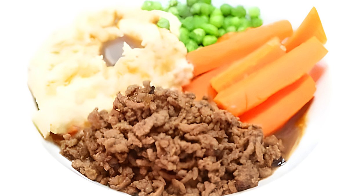 Minced beef with mashed potatoes