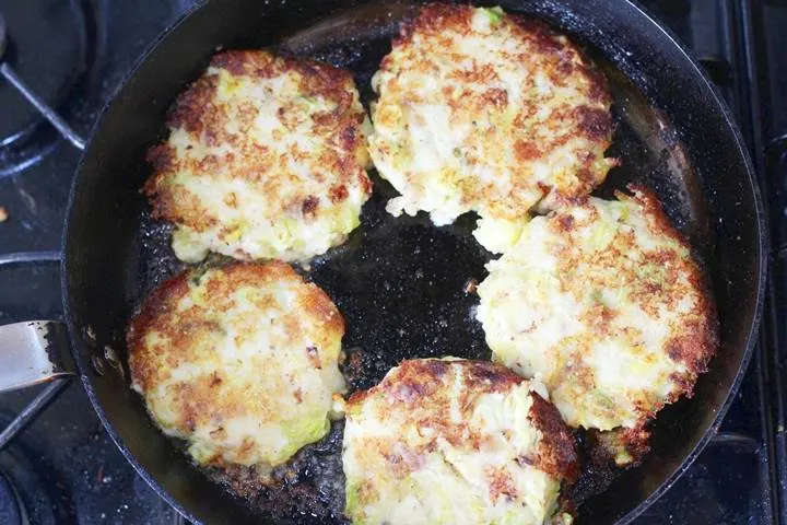 bubble and squeak cakes in the pan