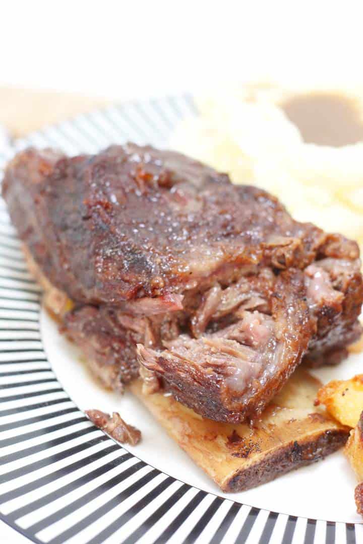 bone in beef short ribs recipe slow cooker