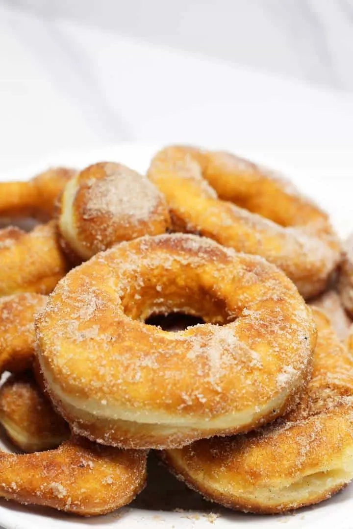baked cinnamon sugar donuts
