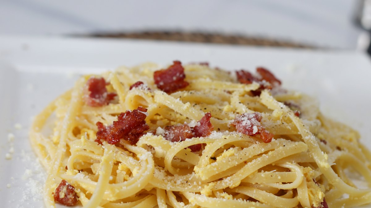 creamy bacon carbonara recipe