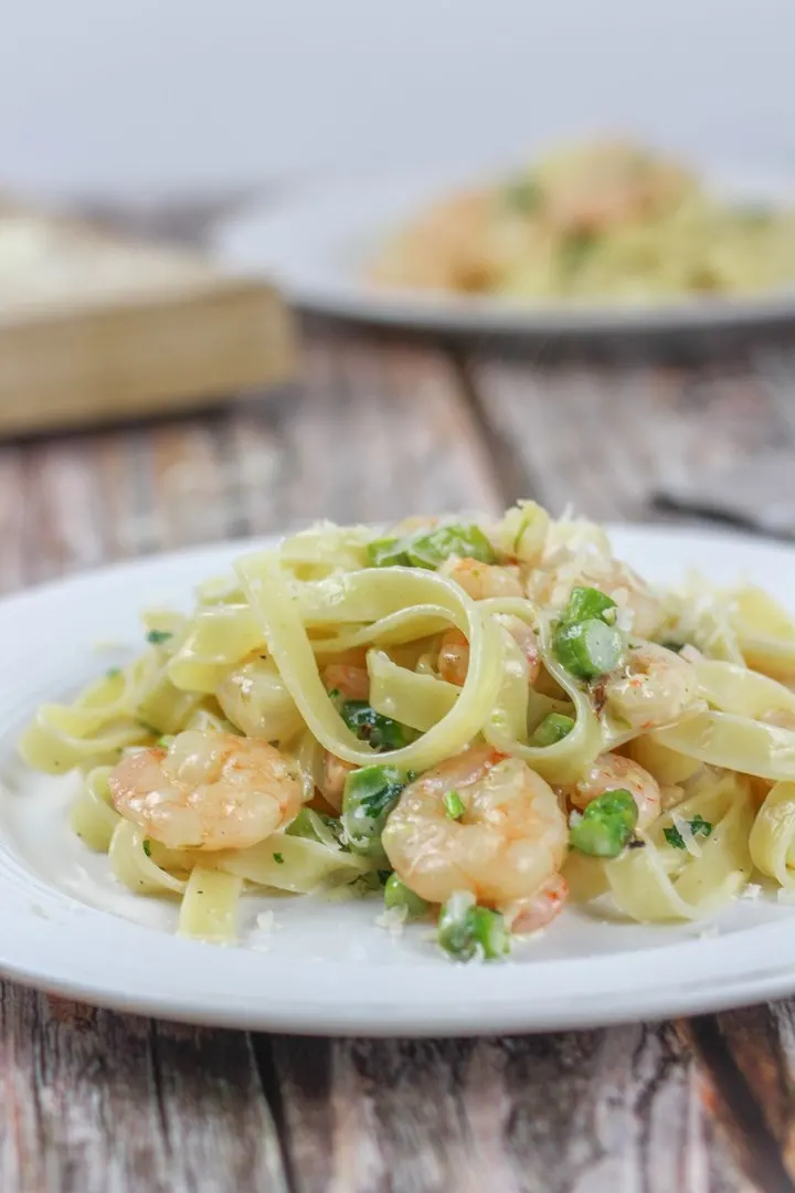 asparagus prawn pasta