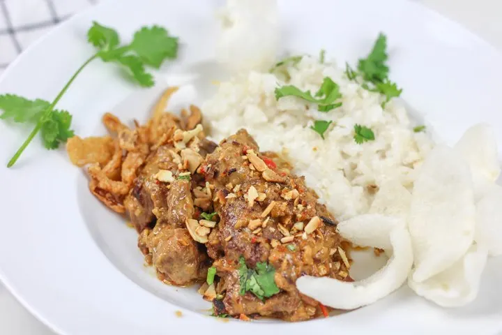 indonesian beef rendang recipe