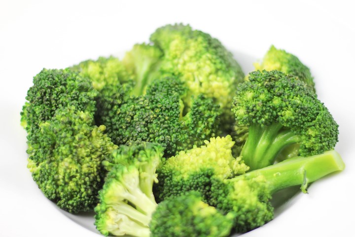 How To Cook Broccoli, 7 different ways!