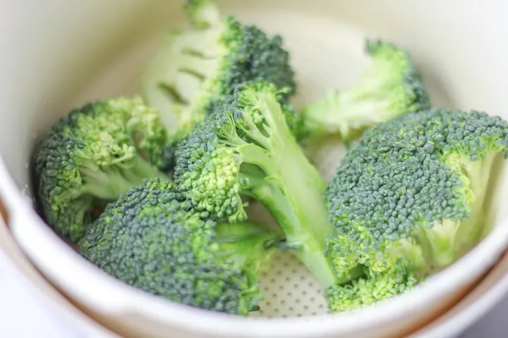 broccoli in microwave