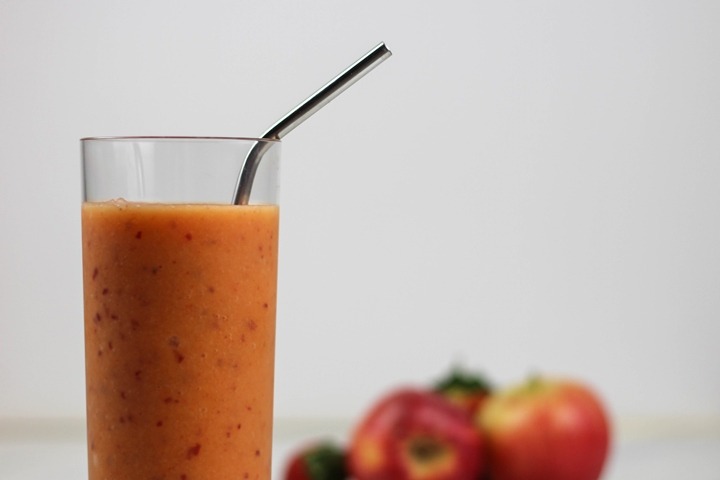 apple strawberry mango smoothie