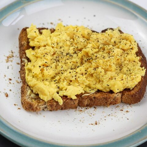 scrambled eggs on toast