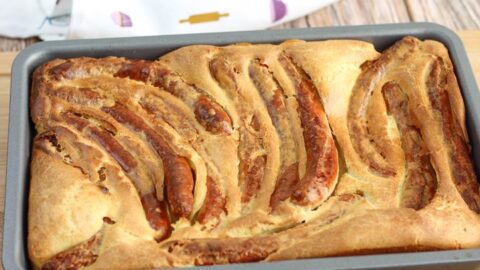 Toad in the hole with gravy