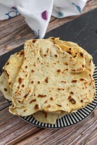 Flatbread Recipe no yeast - super quick and easy, just 3 ingredients!