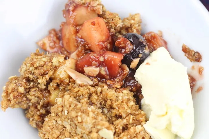 cherry apple crisp