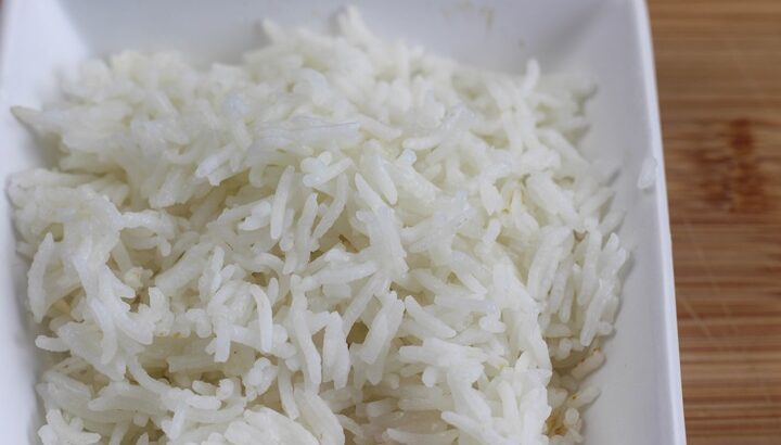 fluffy coconut rice