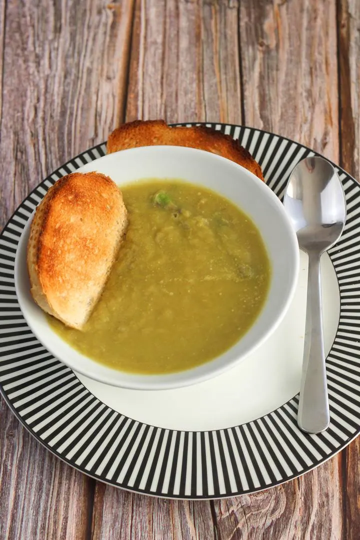 healthy asparagus soup