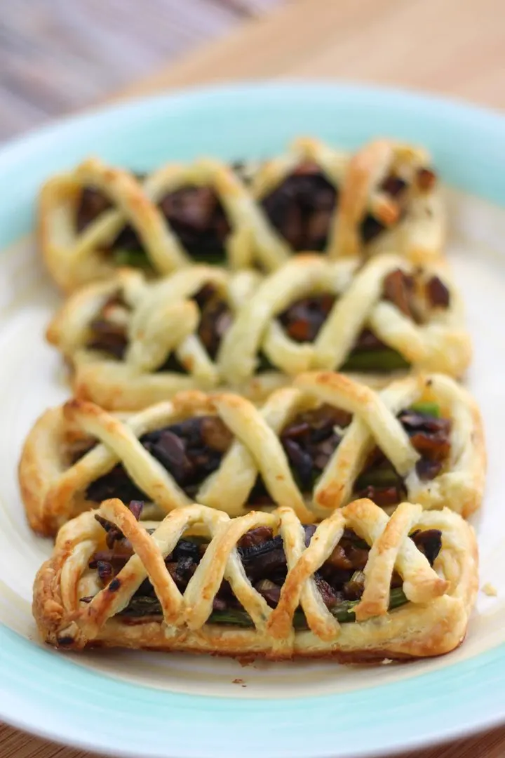 mushroom asparagus pastries