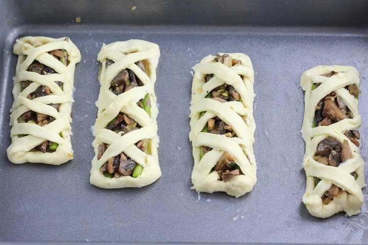 mushroom and asparagus tartlets