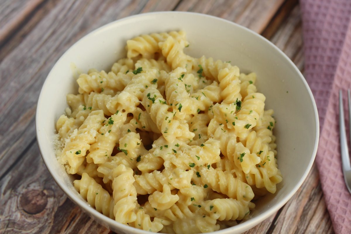 garlic parmesan pasta