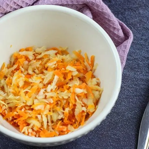 steamed carrots and cabbage