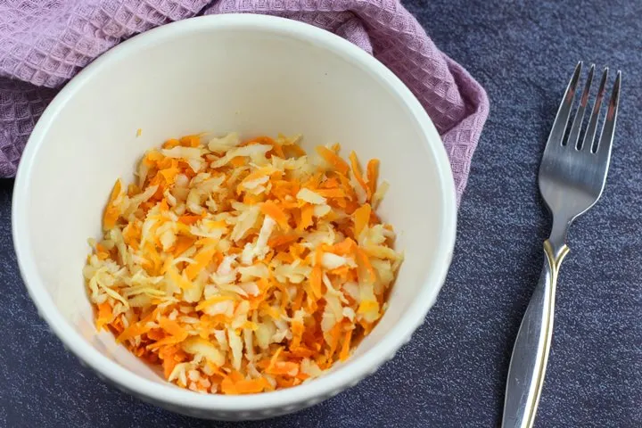 steamed carrots and cabbage