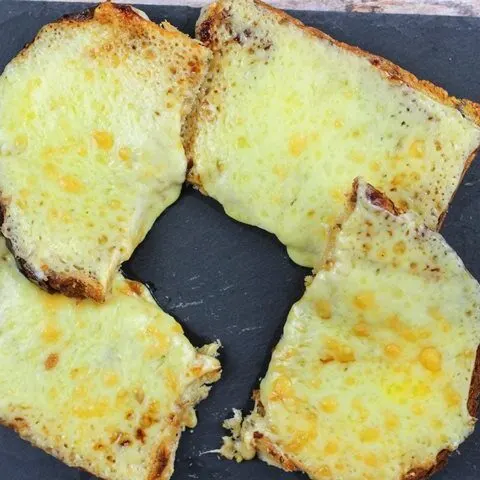 cheese marmite toast