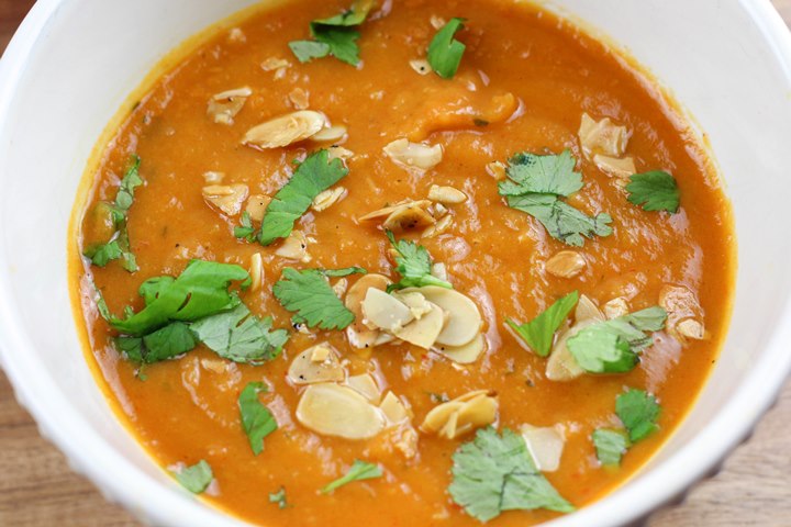 red pepper and sweet potato soup