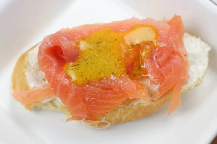 smoked salmon tapas