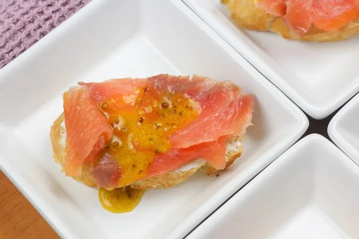 Dill Smoked Salmon Tapas