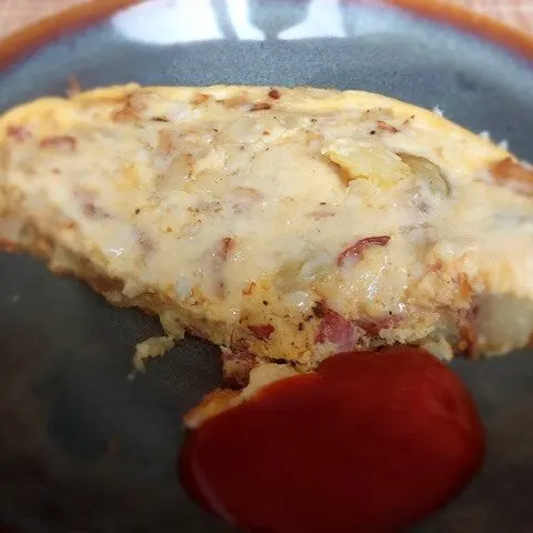 spanish omelette with bacon and cheese