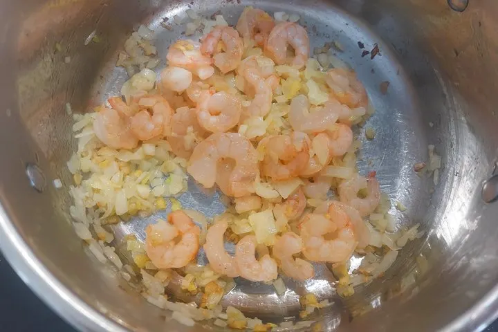 shrimp pasteis