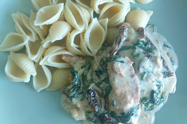 creamy tuscan chicken