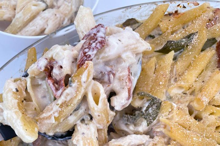 Tuscan Chicken Pasta Bake