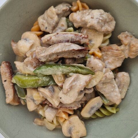 creamy pork pasta